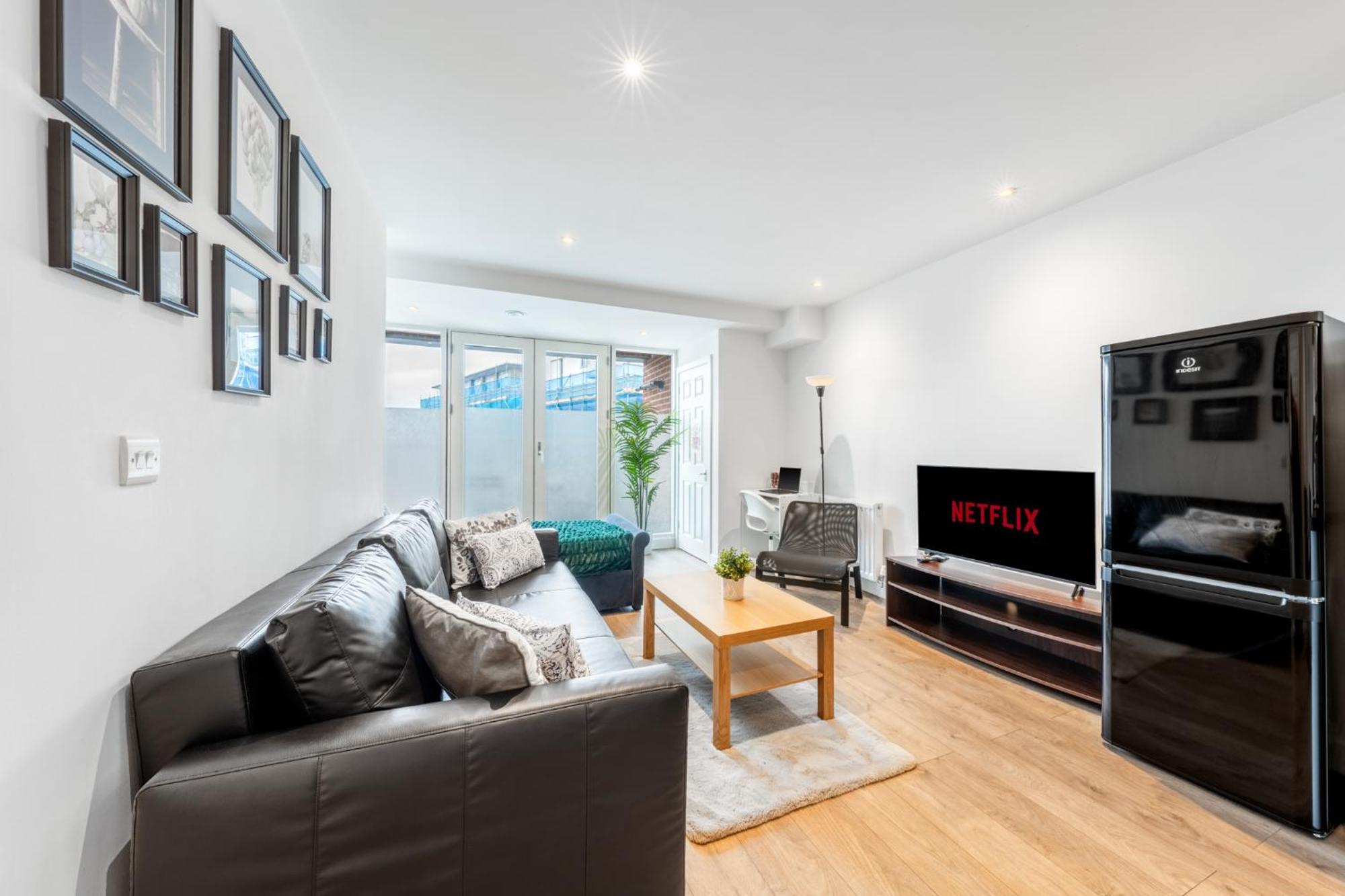 Apartmán London Edgware Station Exteriér fotografie