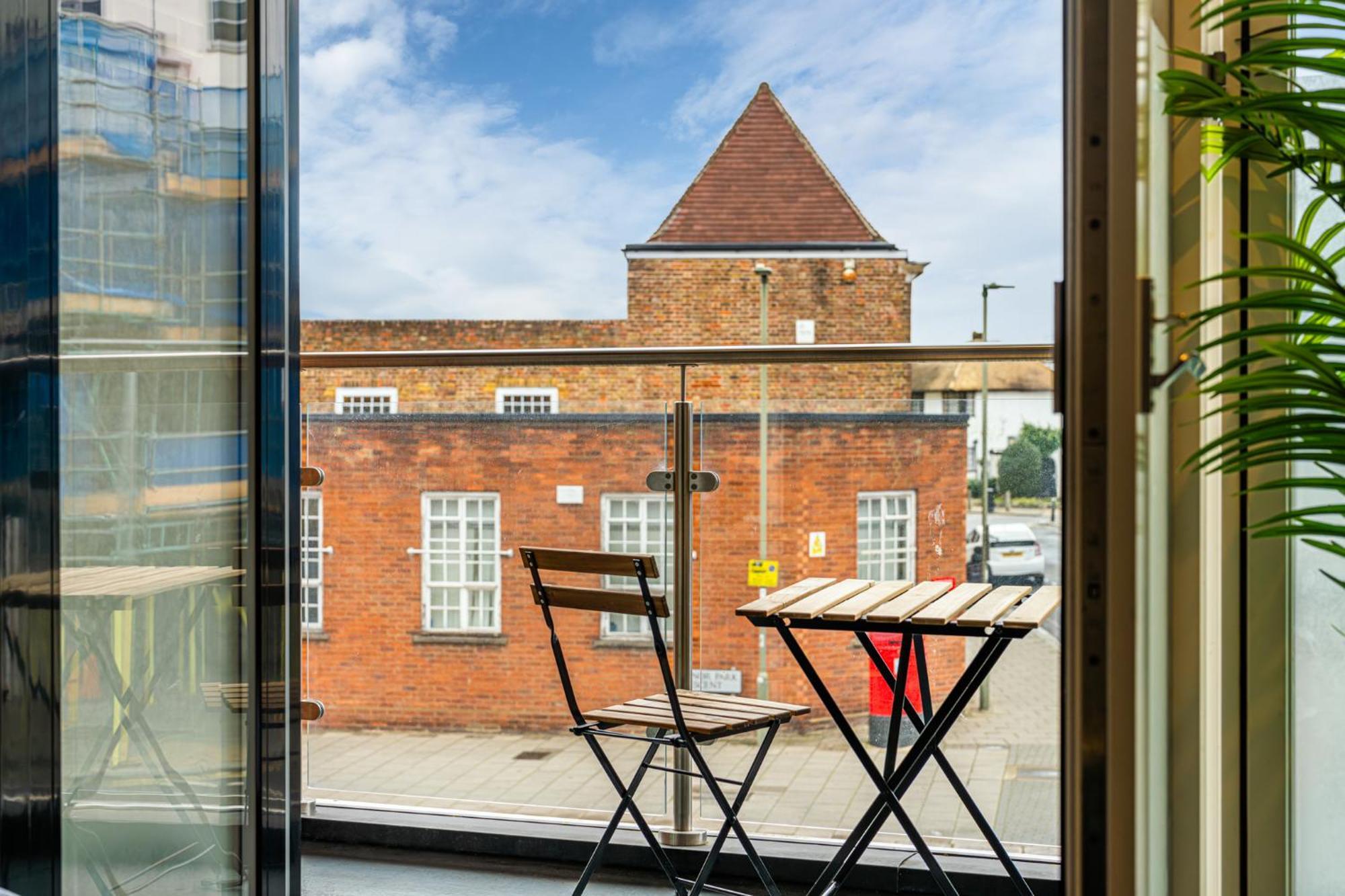 Apartmán London Edgware Station Exteriér fotografie
